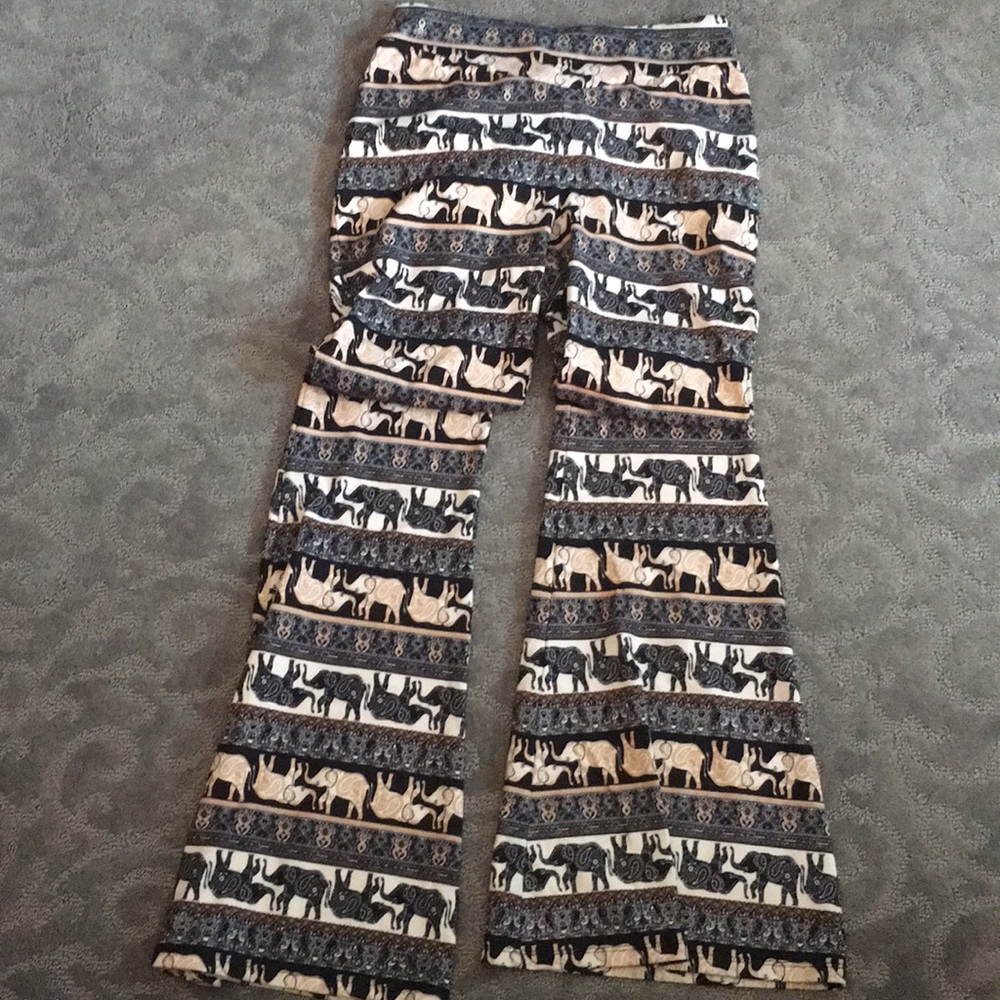 Stretchy elephant pants!